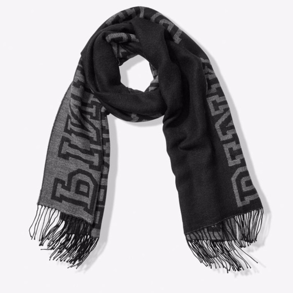 PINK Victoria's Secret Accessories - VS PINK Black & Grey Blanket Scarf